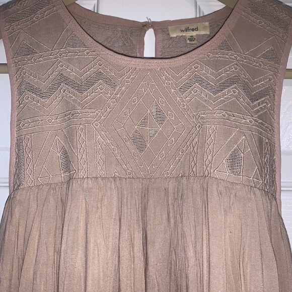 Aritzia Summer Embroidered Pattern Dress - Picture 1 of 2